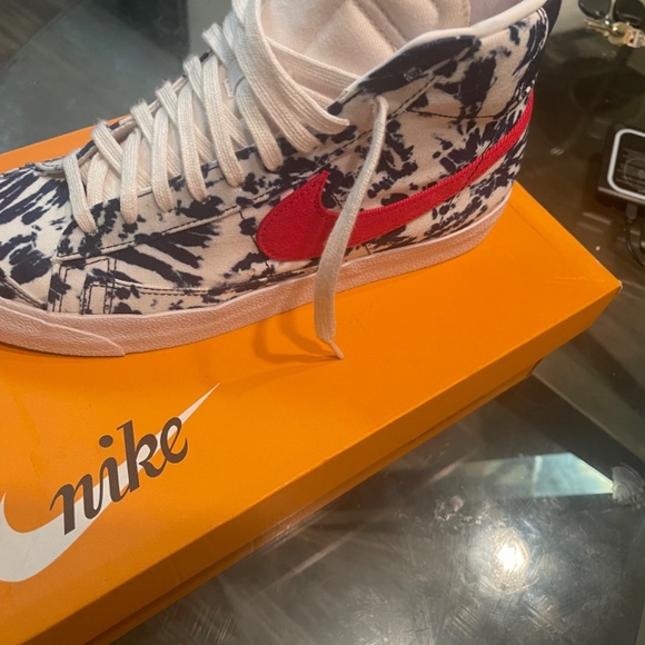 Nike sneakers - Picture 7 of 8